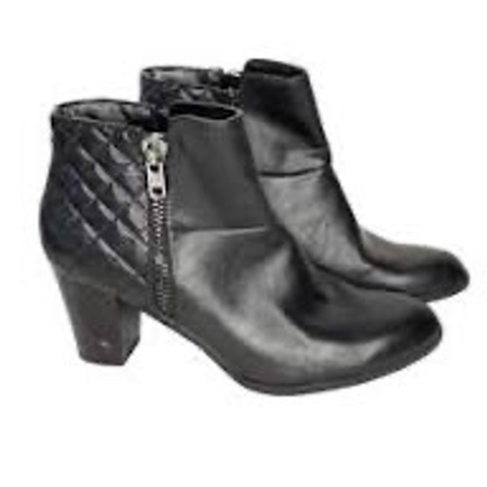 Naturalizer Barrets Black Quilted Ankle Boots Womens 8M Side Zip N5 Comfort‎